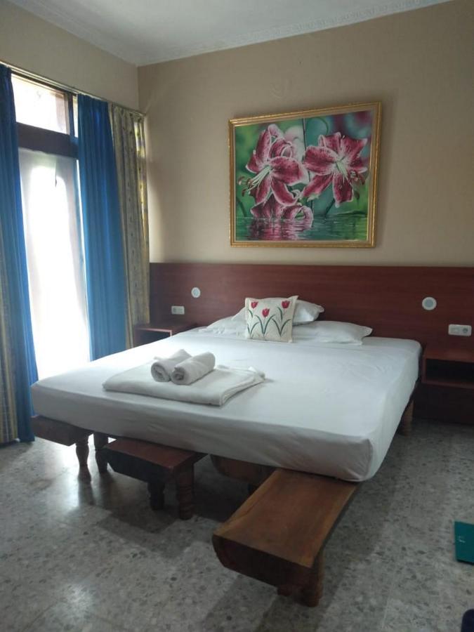 Mango House Semarang Redpartner Hotel Bagian luar foto